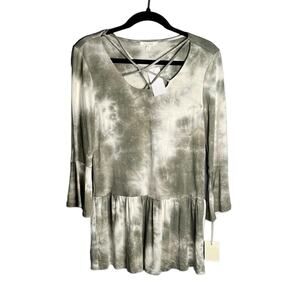 Ava James Green Tie Dye Peplum Knit Top With Criss Cross Neckline Size Small